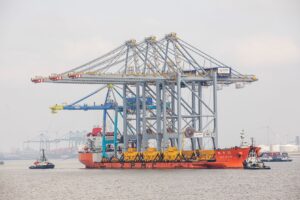 Logistics BusinessNew Quay Cranes at Antwerp Gateway
