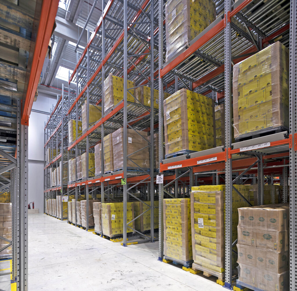 Logistics BusinessFood Logistics Operator Equips Warehouse