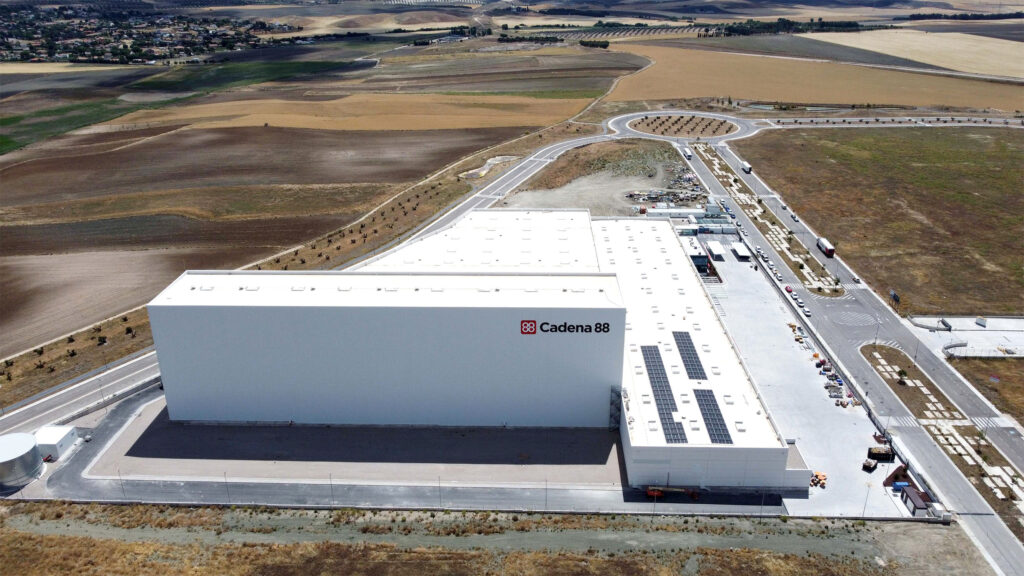 Logistics BusinessClad-rack Warehouse for Hardware Company