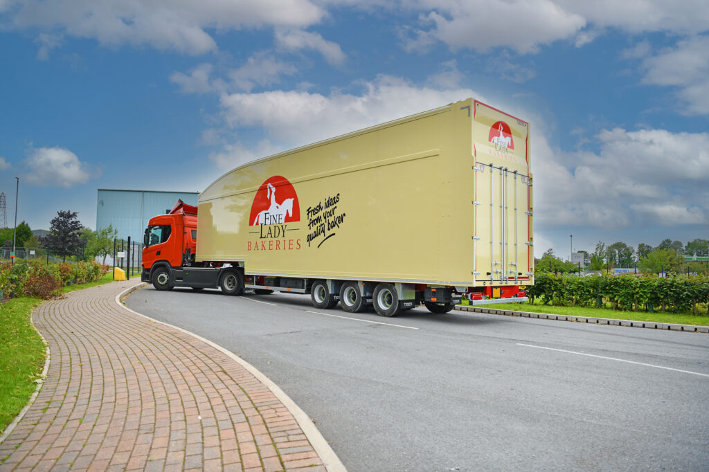 Logistics BusinessBakery Receives 8 Double Deck Tiger Trailers