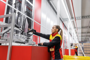 Logistics BusinessDHL Supply Chain and AutoStore Partner
