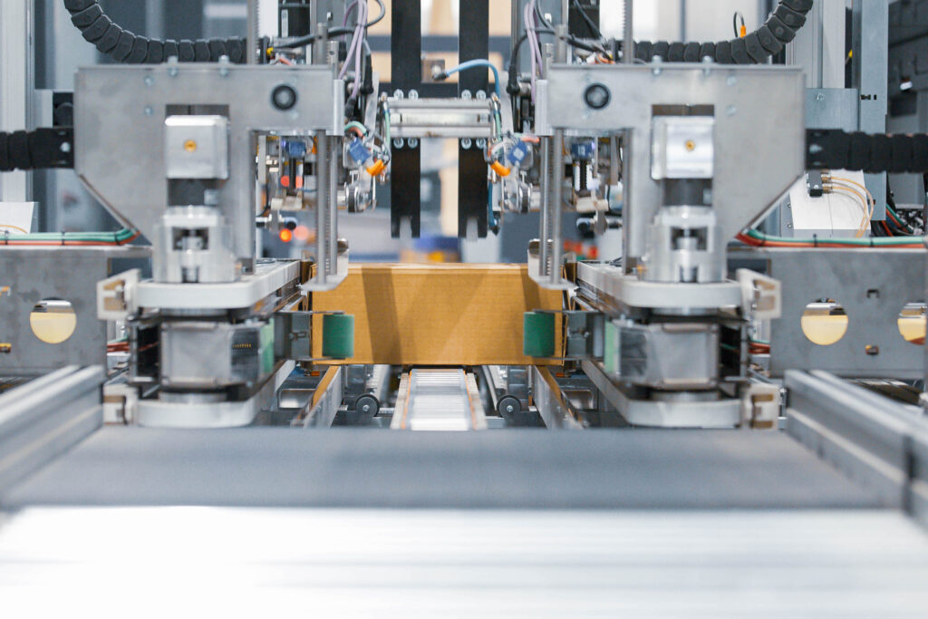 Logistics BusinessRight-size Auto Packaging