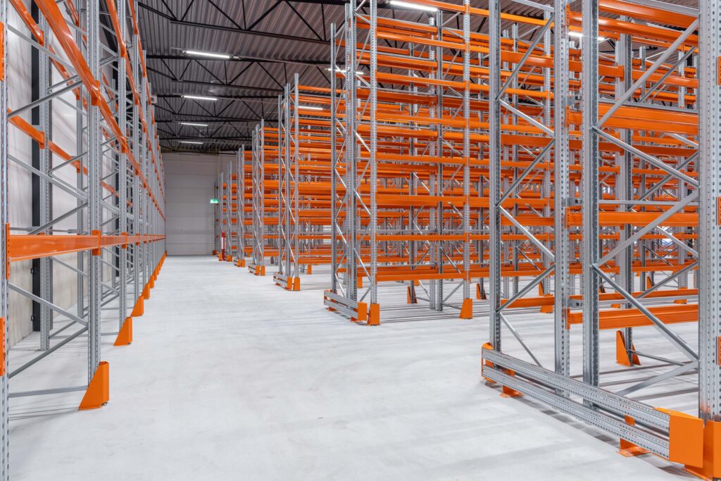 Logistics BusinessDevelopment of Modern Warehouse in Sweden