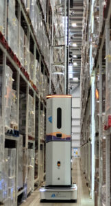 Logistics BusinessAI and Robotic Solution into Warehouses