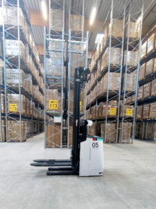 Logistics BusinessHome Fitness Warehouse Automated