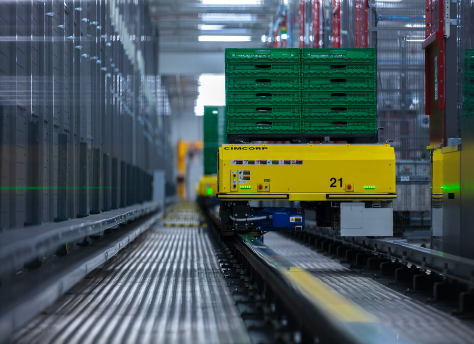 Logistics BusinessGrocery Retail Giants Rely on Automation
