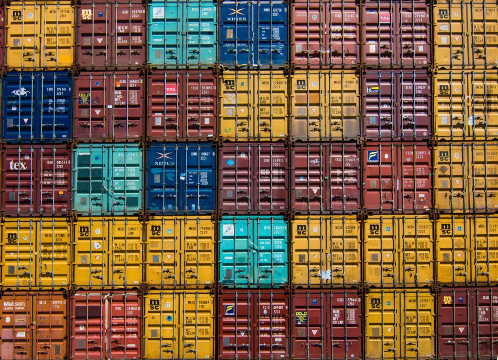 Logistics BusinessTackling Complexity with Transparency in Supply Chain