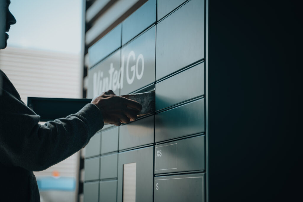 Logistics BusinessOpportunity for Parcel Locker Networks