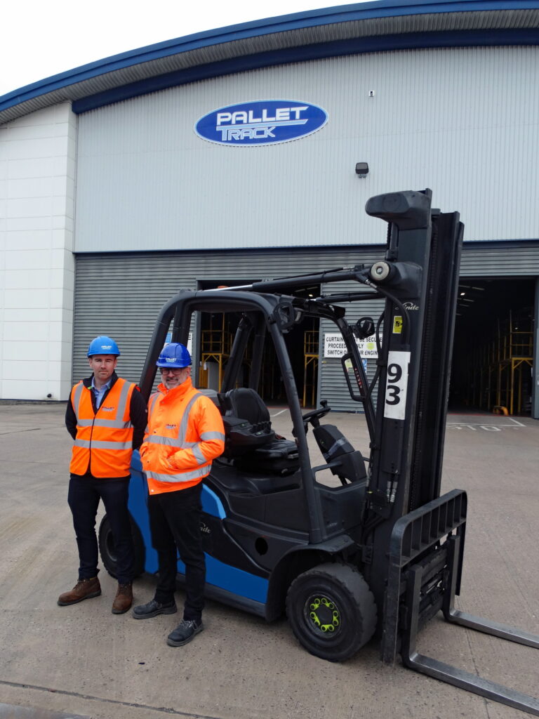 Logistics BusinessAI-driven Forklift Safety Solution for Pallet Network